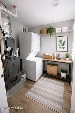 $1,800 | Undisclosed Address, Morganville, NJ 07751