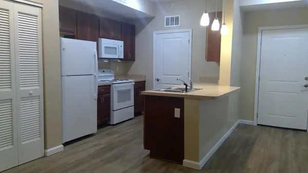 $1,079 | 6950 Highway 98, Panama City, FL 32407