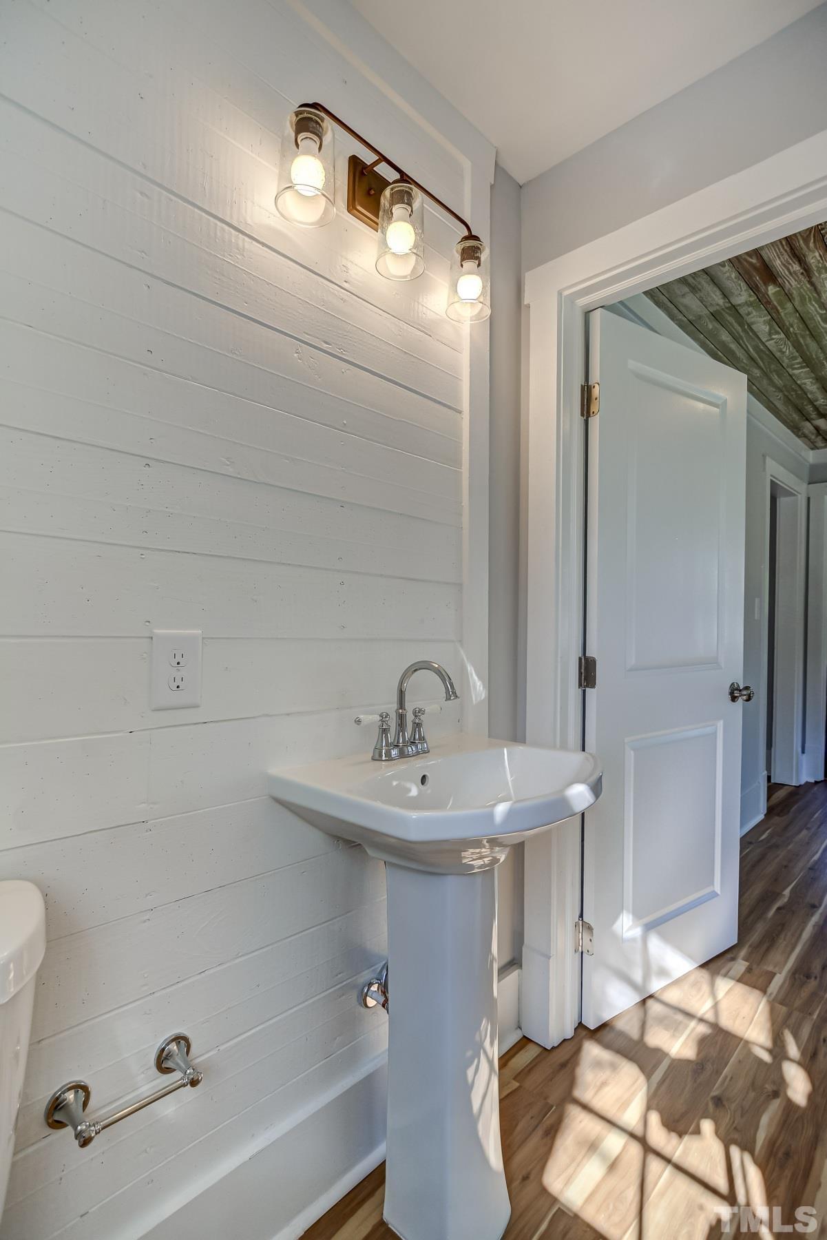 300 West Garner Road Garner, NC 27529 - Photo 14 of 17 Gallery Image 14