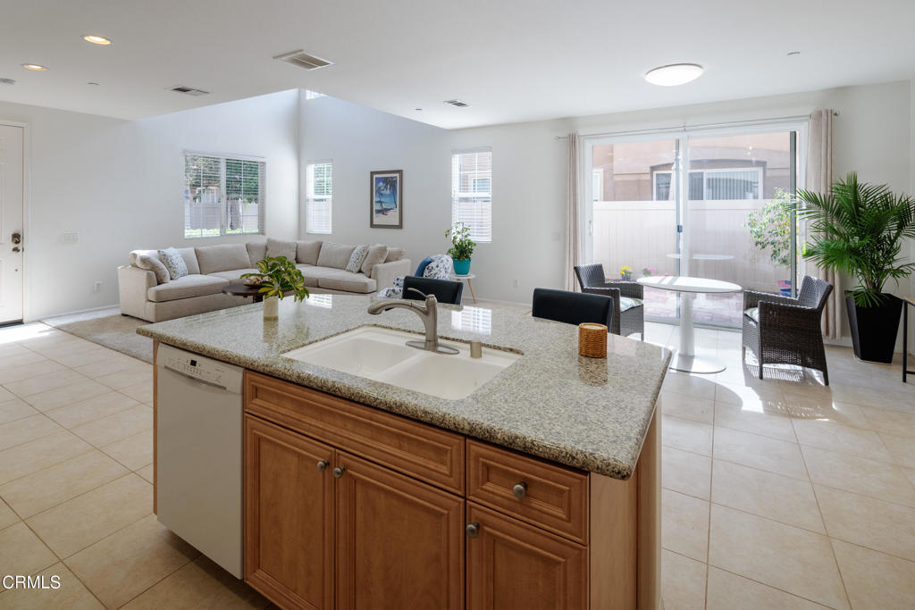 3604 Jolly Roger Way Oxnard, CA 93035 - Photo 11 of 28 3604 Jolly Roger Way-4285-HDR