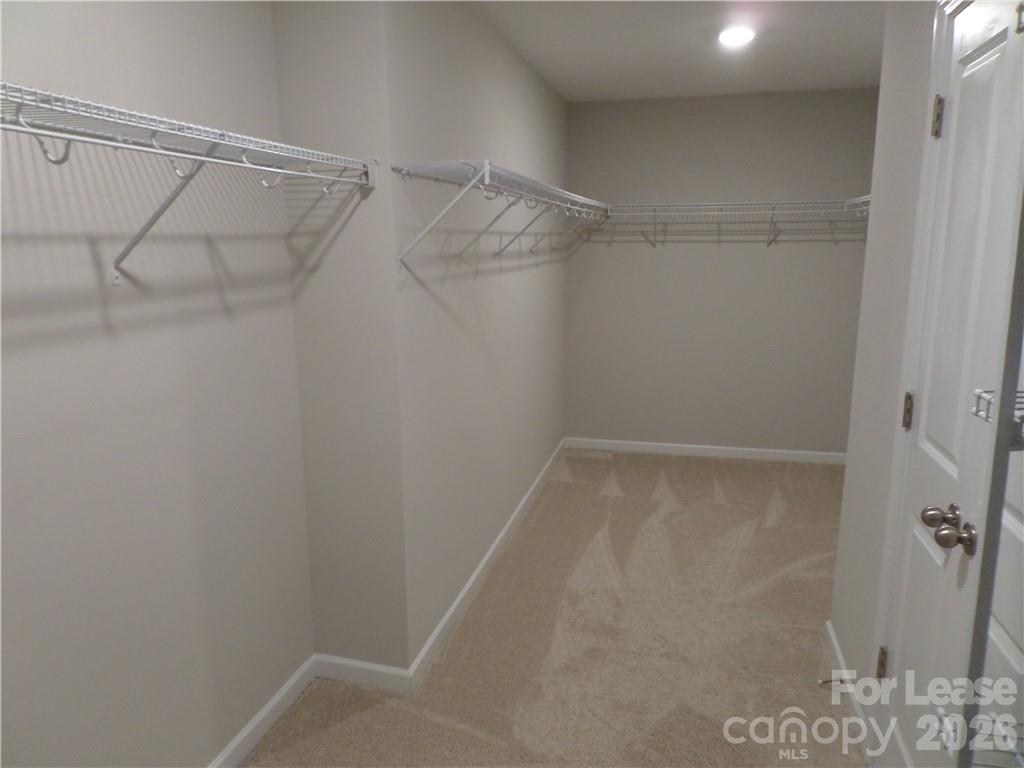 9515 Inverness Bay Road Charlotte, NC 28278 - Photo 13 of 17 Gallery Image 13