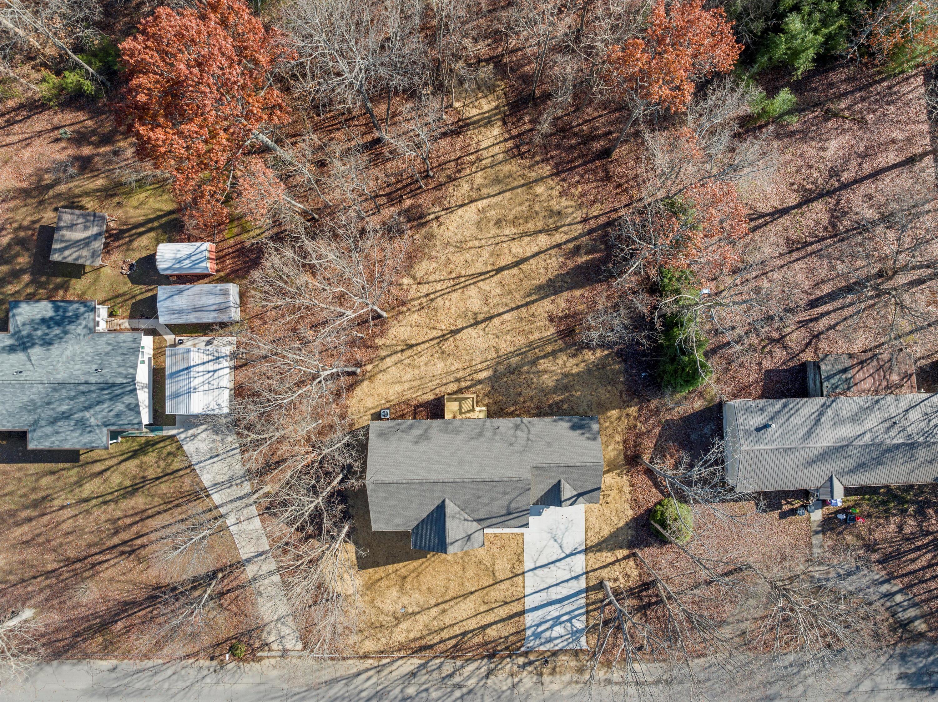 9818 Miller Country Road Soddy Daisy, TN 37379 - Photo 4 of 28 10-DJI_20241211133306_0563_D