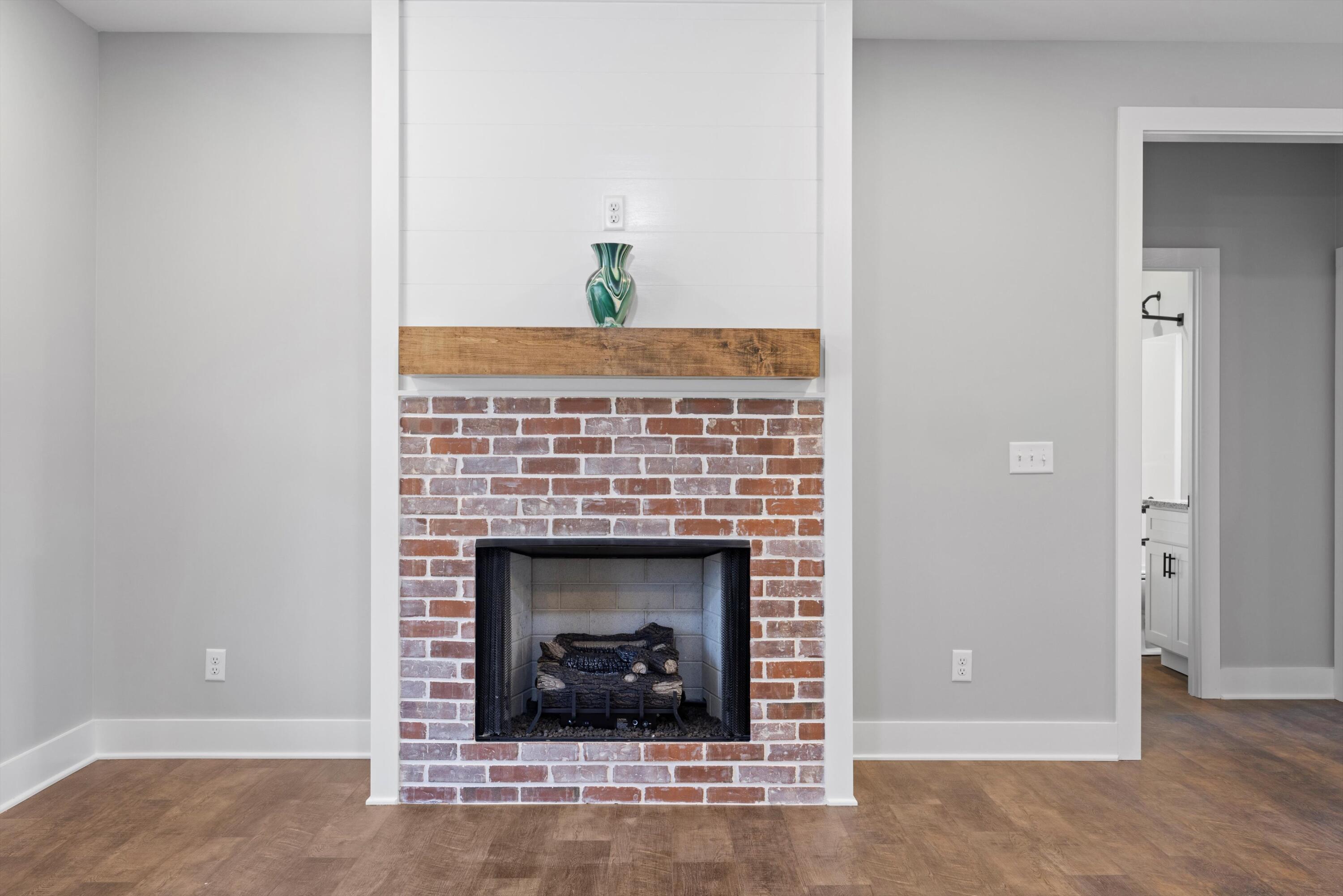 9818 Miller Country Road Soddy Daisy, TN 37379 - Photo 9 of 28 15-2M6A9930