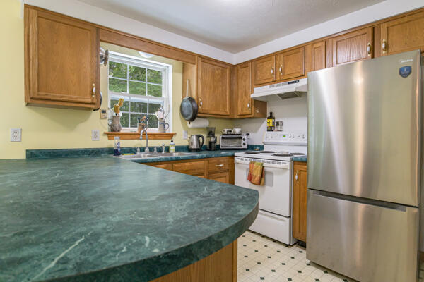 644 Townhouse Road Waterboro, ME 04030 - Photo 11 of 28