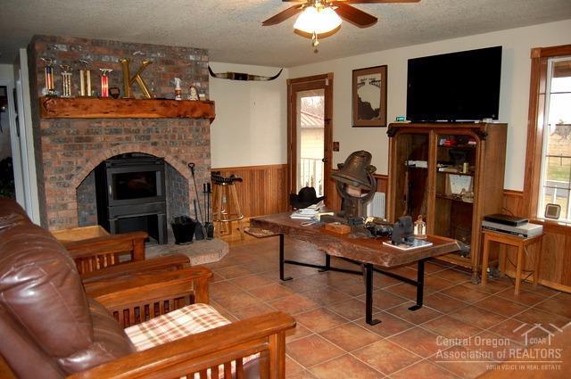 12501 Fleming Road Powell Butte, OR 97753 - Photo 8 of 25 Additional Photo