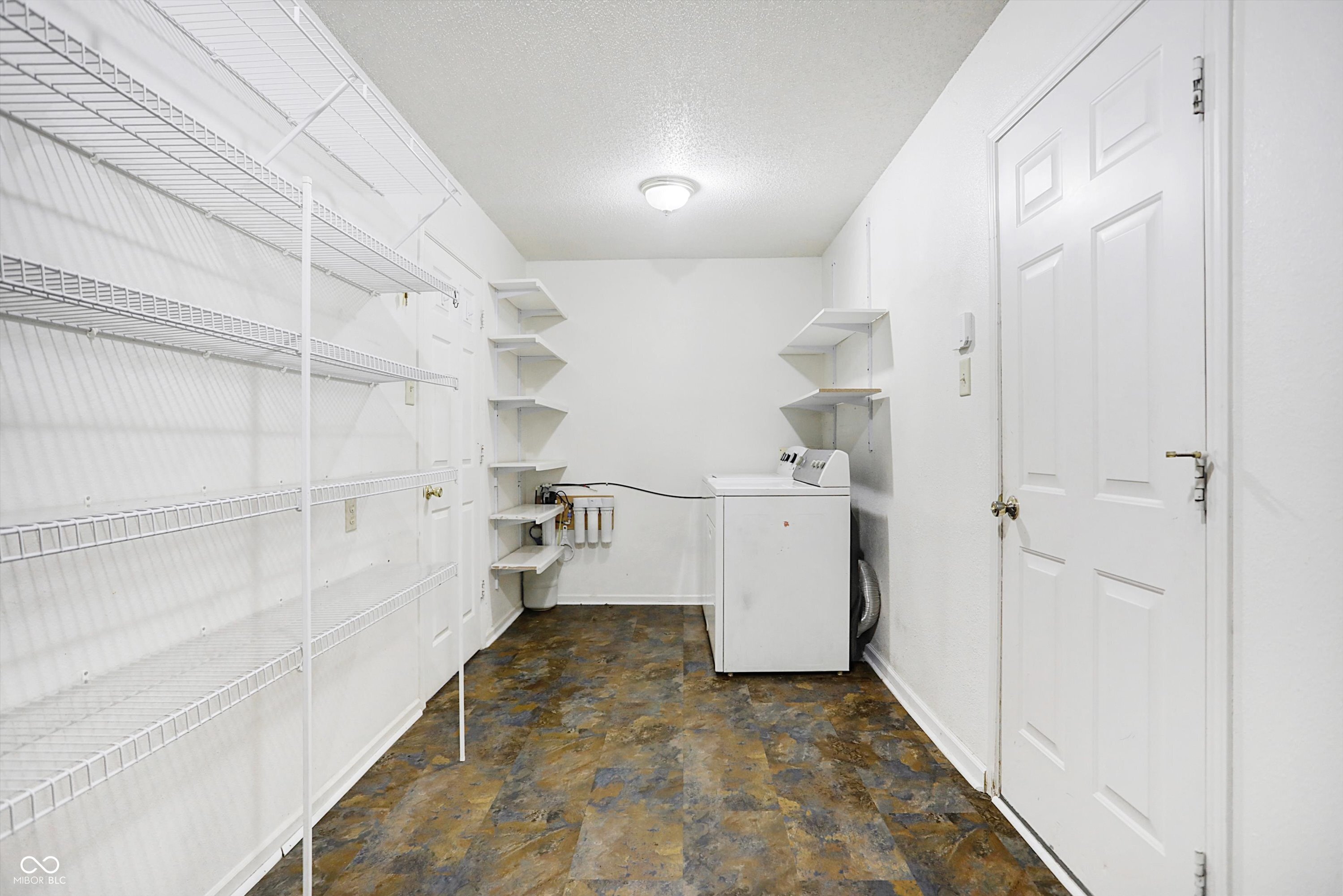 6938 Merritt Ridge Way Avon, IN 46123 - Photo 14 of 52