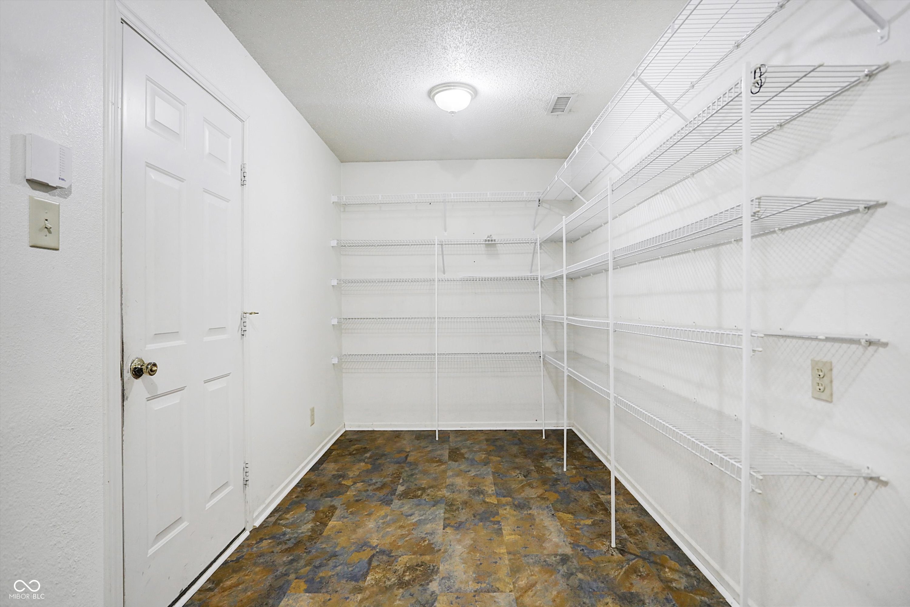 6938 Merritt Ridge Way Avon, IN 46123 - Photo 15 of 52