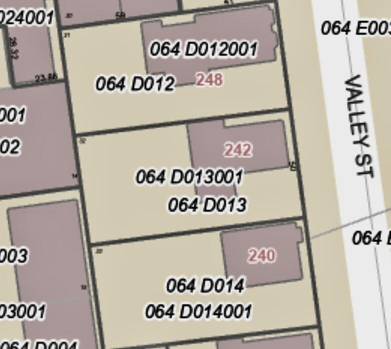 242 Valley Street Portland, ME 04102 - Photo 27 of 40 IMG_3259