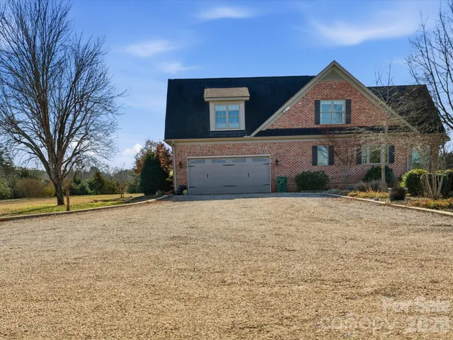 $999,900 | 3135 Old Hickory Road, Lancaster, SC 29720