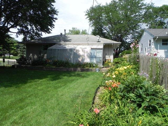 1609 Lincoln Road Bettendorf, IA 52722 - Photo 16 of 19 Gallery Image 16
