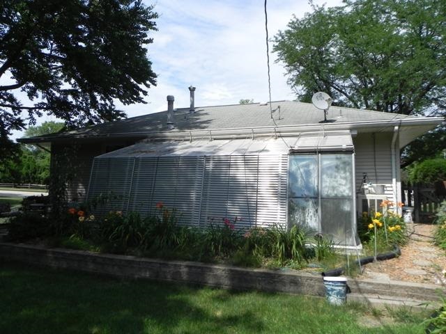 1609 Lincoln Road Bettendorf, IA 52722 - Photo 17 of 19 Gallery Image 17