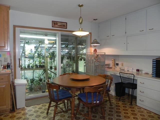 1609 Lincoln Road Bettendorf, IA 52722 - Photo 4 of 19 Gallery Image 4