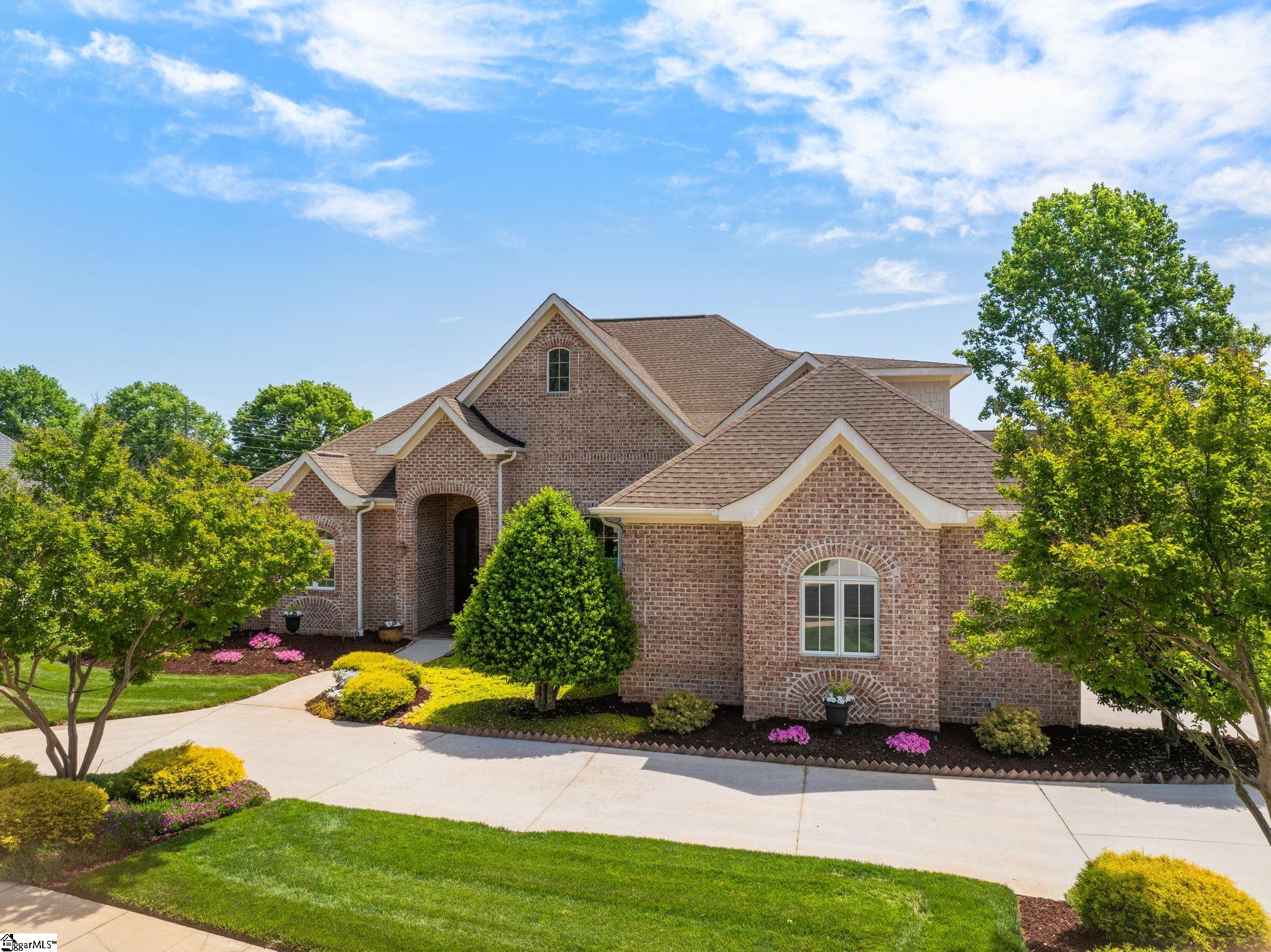 411 Kingsgate Court Simpsonville, SC 29681 - Photo 3 of 50