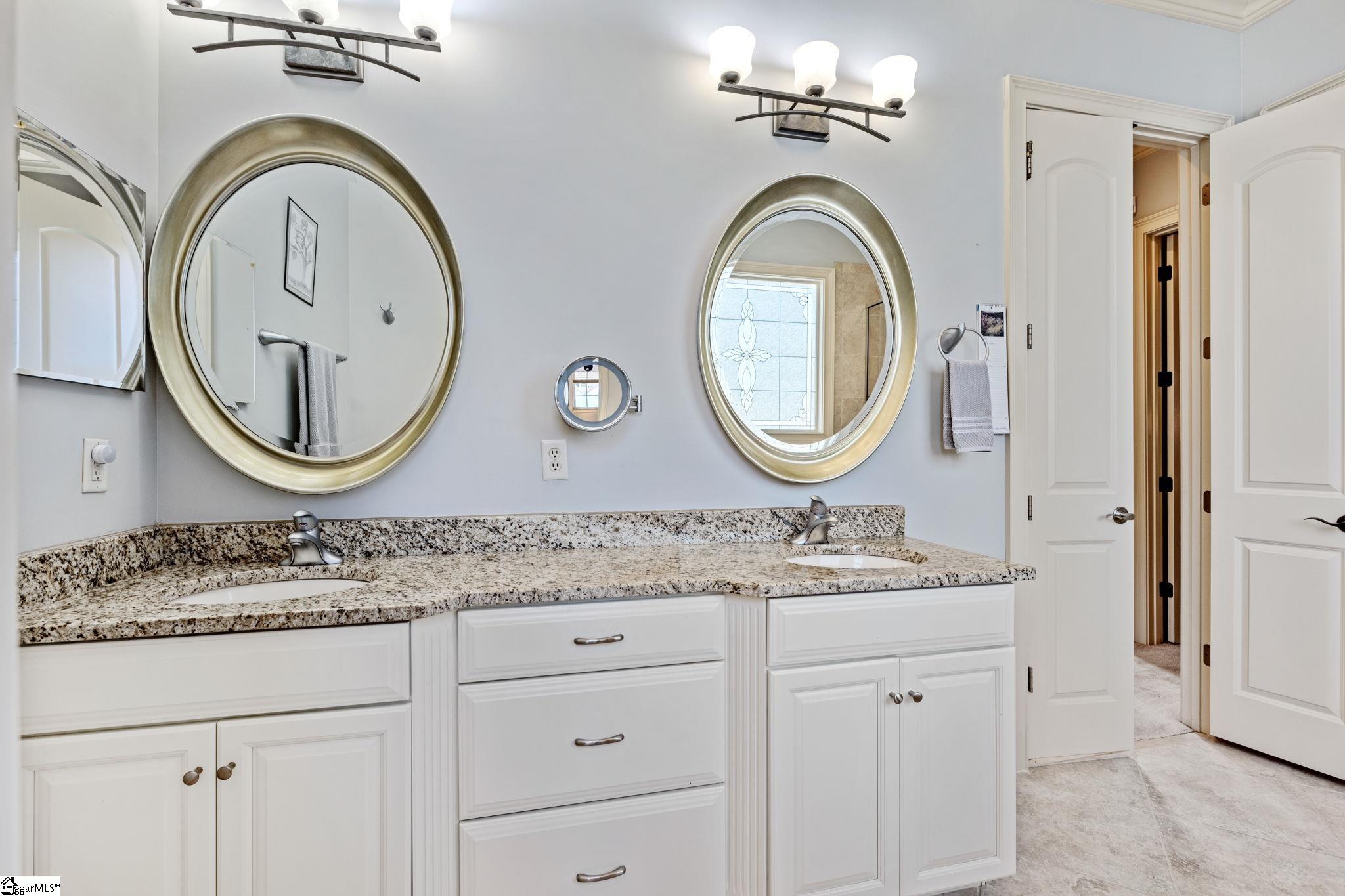 411 Kingsgate Court Simpsonville, SC 29681 - Photo 34 of 50