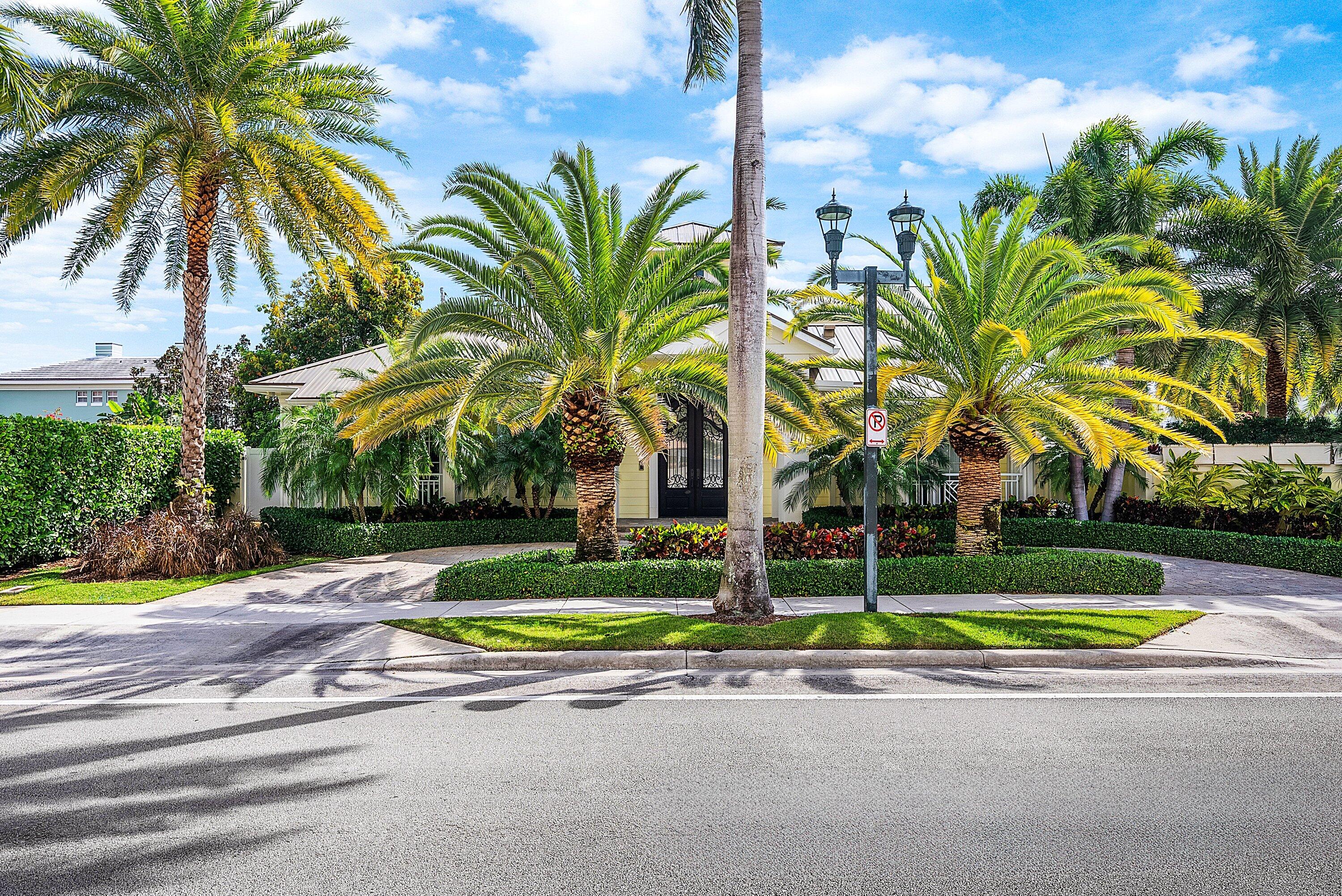 201 Northeast 3rd Court Boca Raton, FL 33432 - Photo 2 of 84 001-201Northeast3rdCourt-BocaRaton-FL-33