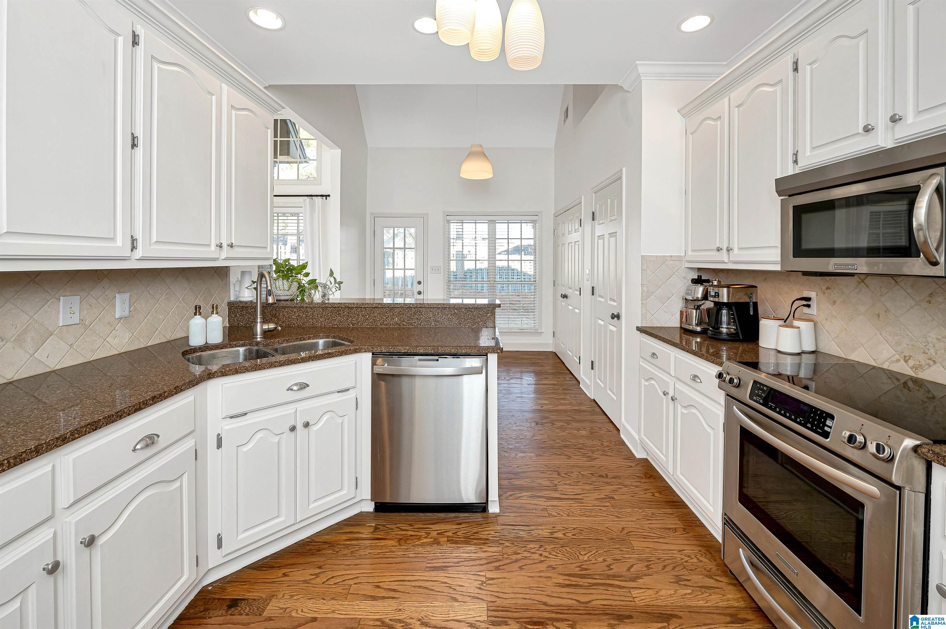 339 Wixford Trace Alabaster, AL 35007 - Photo 13 of 44