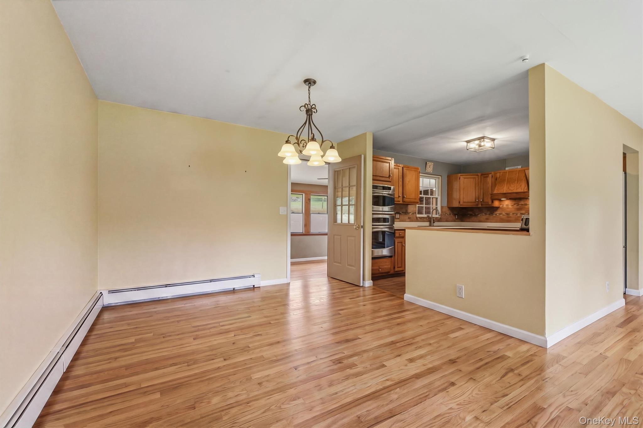 17 Ridge Road Cortlandt Manor, NY 10567 - Photo 6 of 38 Virtually staged -- hardwoods under carpeting