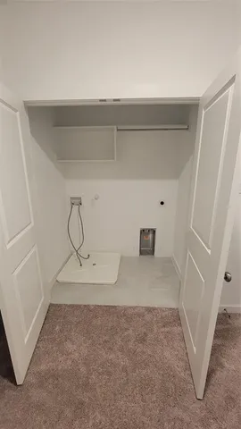 a view of utility room