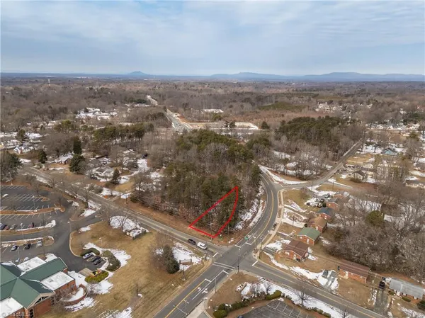 $30,000 | 0 Carver School Road, Winston-Salem, NC 27105