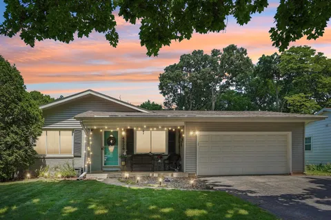 $399,900 | 4526 Anniversary Lane, Madison, WI 53704
