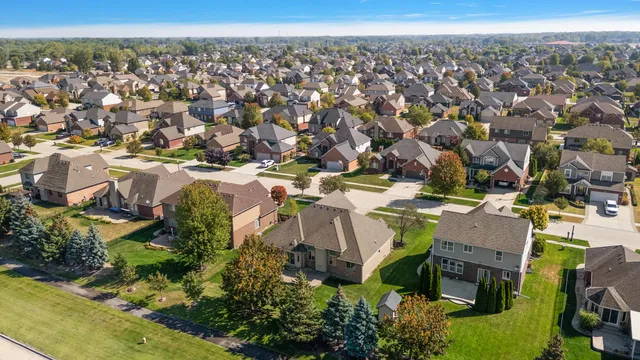 $3,000 | 50247 Cheltenham Drive, Macomb, MI 48044