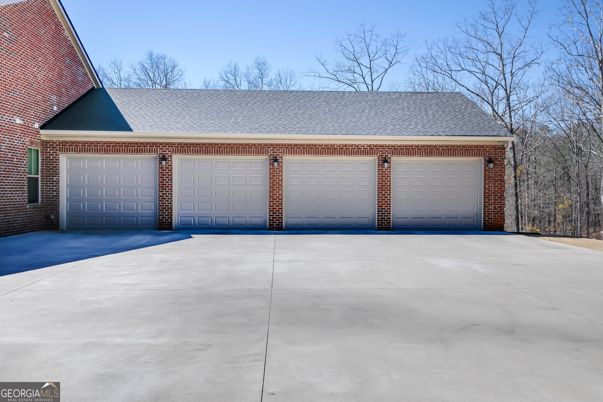 733 Cherry Road Franklin, GA 30217 - Photo 4 of 22 a view of garage