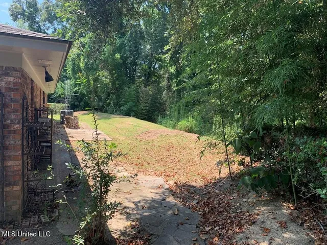 $157,000 | 108 Florida Drive, Natchez, MS 39120