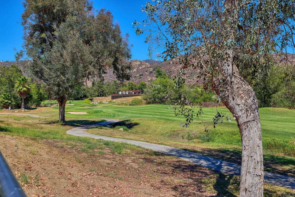 2436 Fallbrook Place Escondido, CA 92027 - Photo 35 of 63