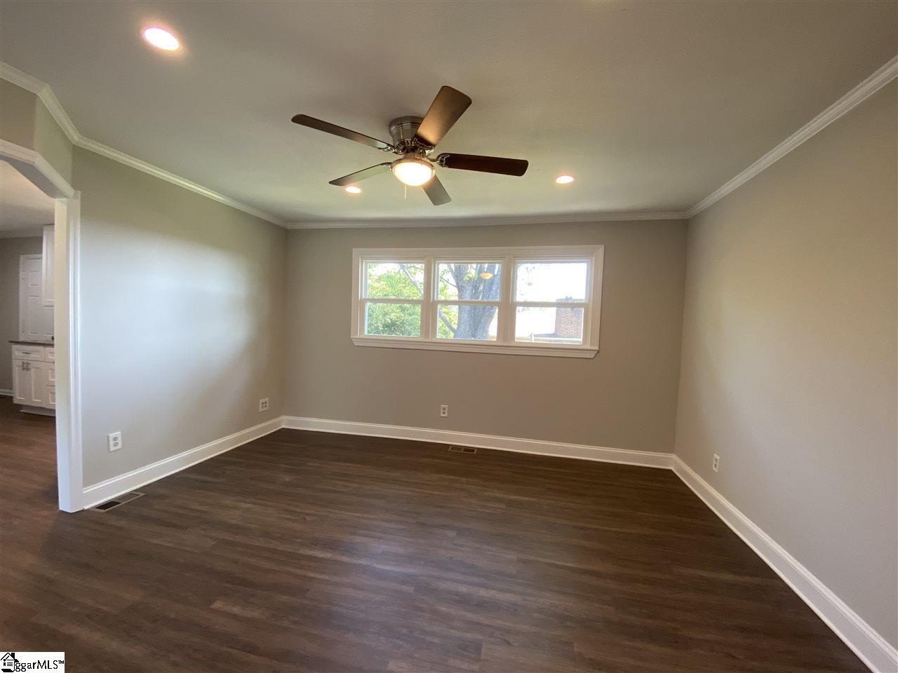 203 Locust Drive Greer, SC 29651 - Photo 12 of 27 Gallery Image 12