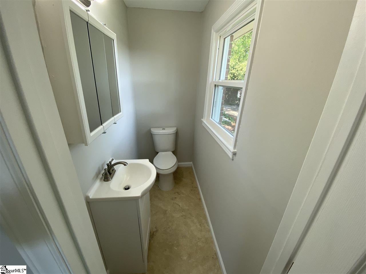 203 Locust Drive Greer, SC 29651 - Photo 18 of 27 Gallery Image 18