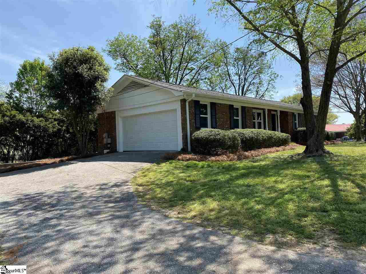 203 Locust Drive Greer, SC 29651 - Photo 25 of 27 Gallery Image 25