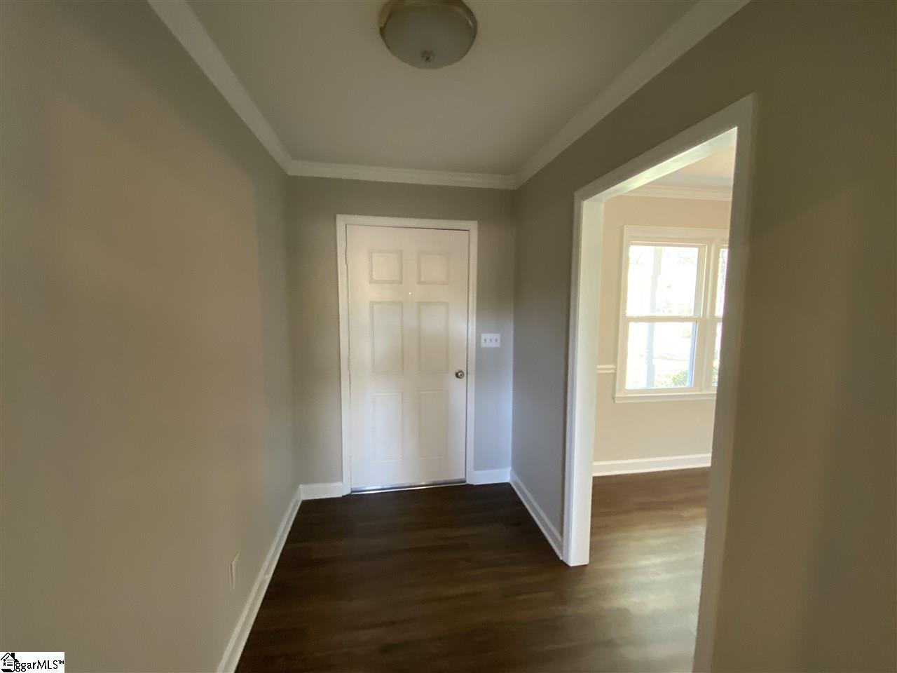 203 Locust Drive Greer, SC 29651 - Photo 4 of 27 Gallery Image 4