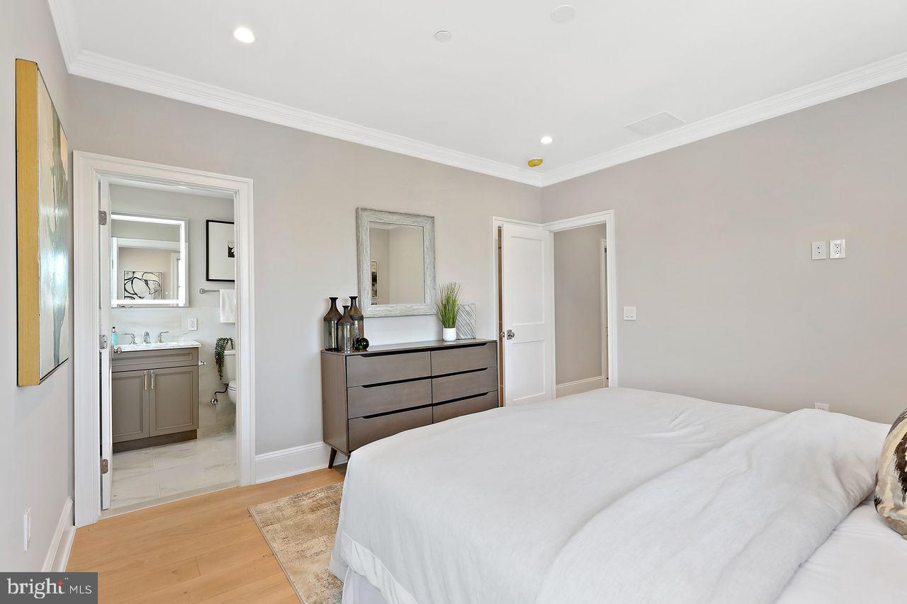 710 E Street Southeast, Unit 6 Washington, DC 20003 - Photo 15 of 25