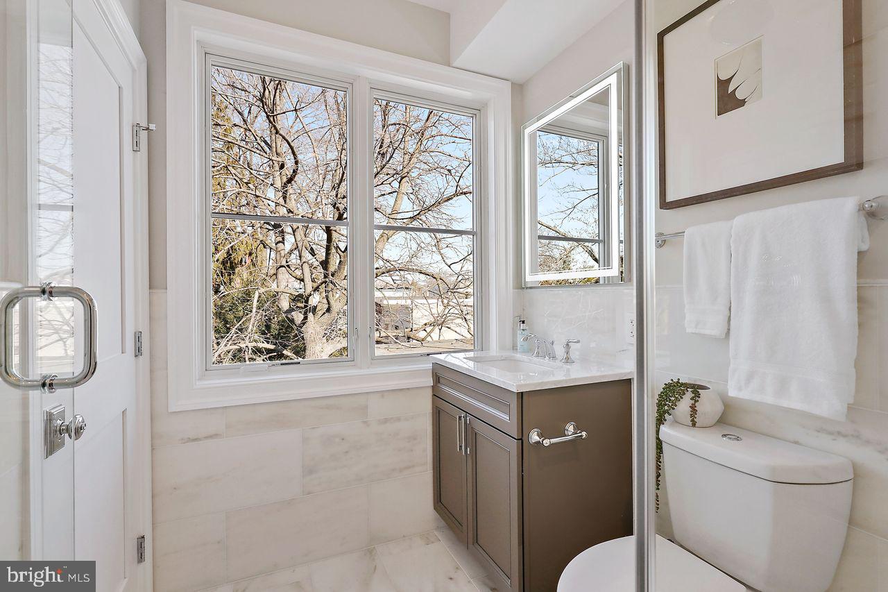 710 E Street Southeast, Unit 6 Washington, DC 20003 - Photo 18 of 25