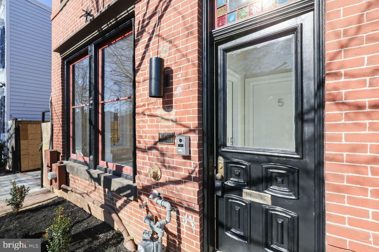 710 E Street Southeast, Unit 6 Washington, DC 20003 - Photo 22 of 25