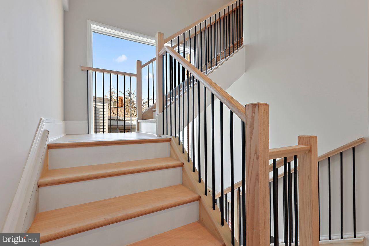 710 E Street Southeast, Unit 6 Washington, DC 20003 - Photo 23 of 25