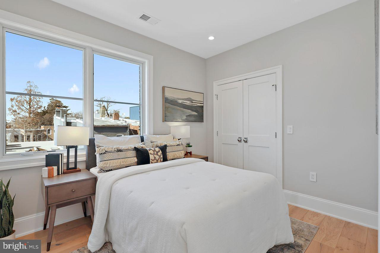 710 E Street Southeast, Unit 6 Washington, DC 20003 - Photo 9 of 25