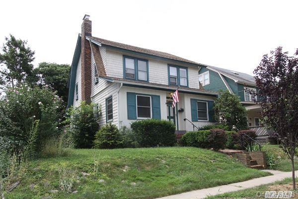 28 Davis Road Port Washington, NY 11050 - Photo 1 of 1