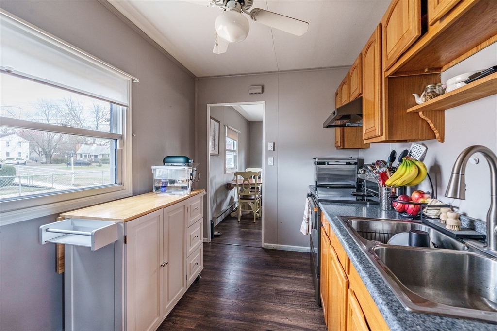 38 Ramah Street Springfield, MA 01104 - Photo 11 of 31 Gallery Image 11