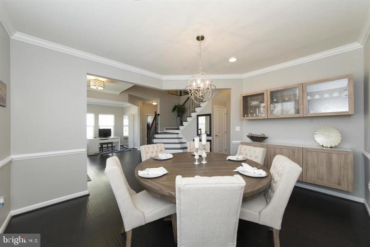 10431 Windlass Run Road Baltimore, MD 21220 - Photo 3 of 30 a dining room with furniture and window