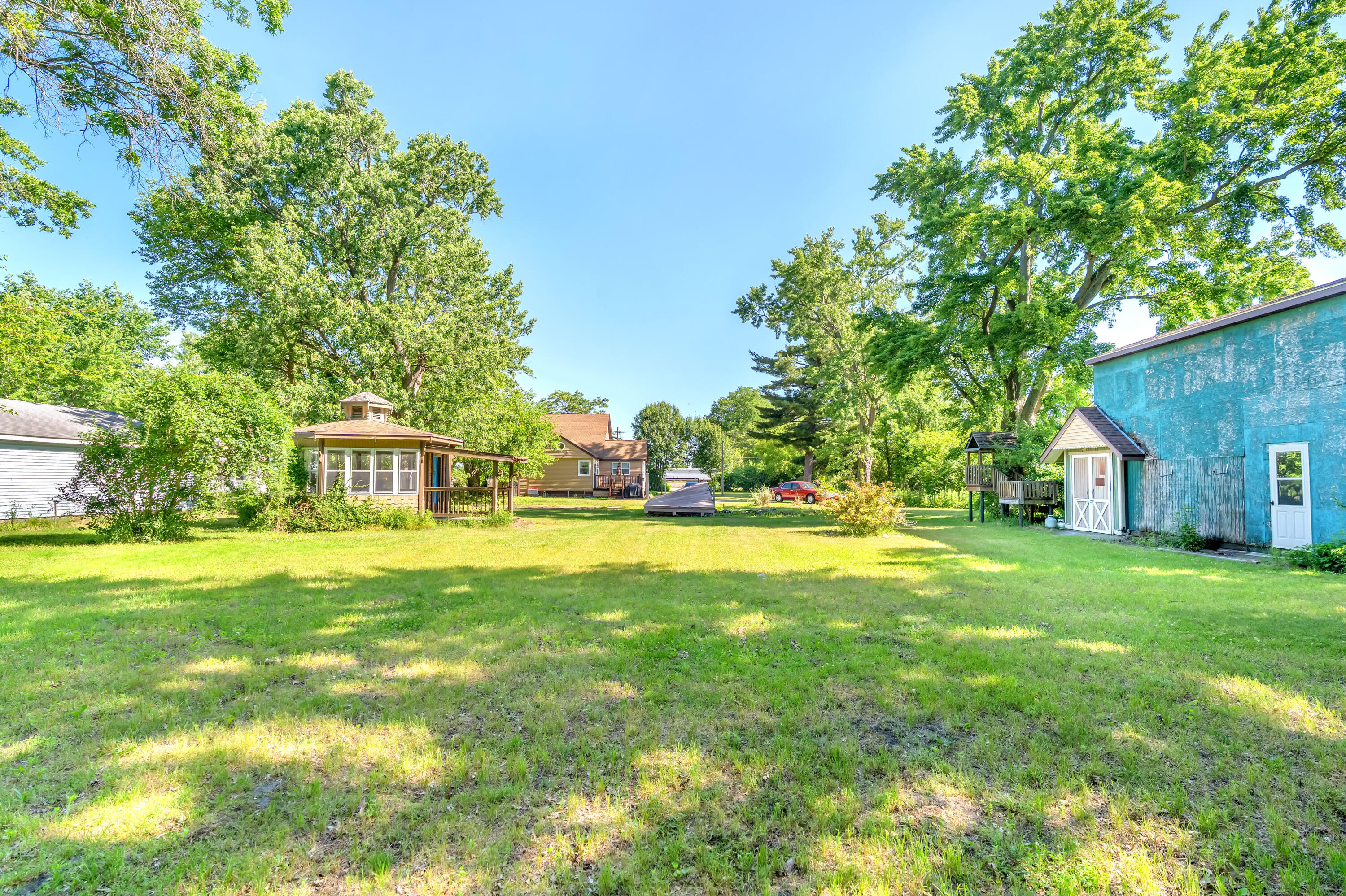 5587 Highway 10 Demotte, IN 46310 - Photo 27 of 31 3000x1998