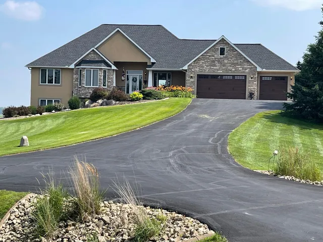 $799,000 | 20837 Bentley Court, Farmington, MN 55024