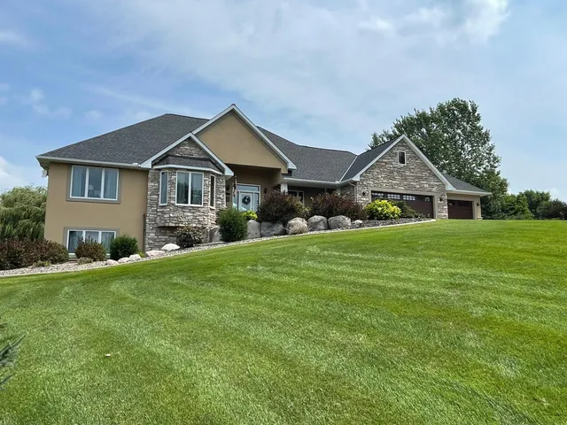 $799,000 | 20837 Bentley Court, Farmington, MN 55024