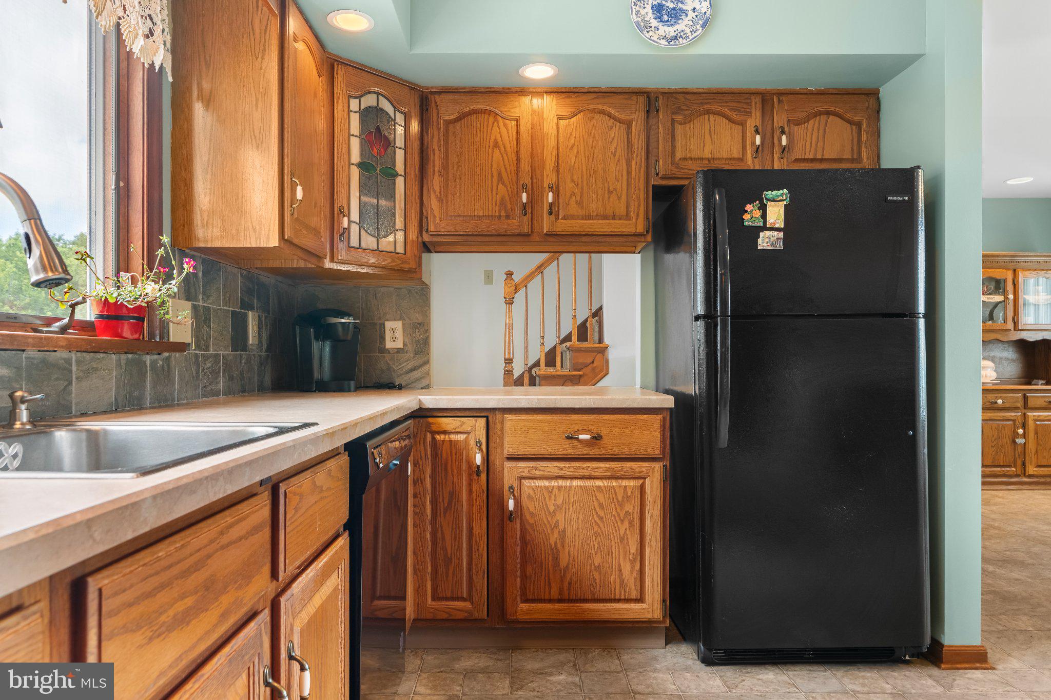 160 Congo-Niantic Road Barto, PA 19504 - Photo 17 of 84 Warm wood tones in a cozy kitchen.