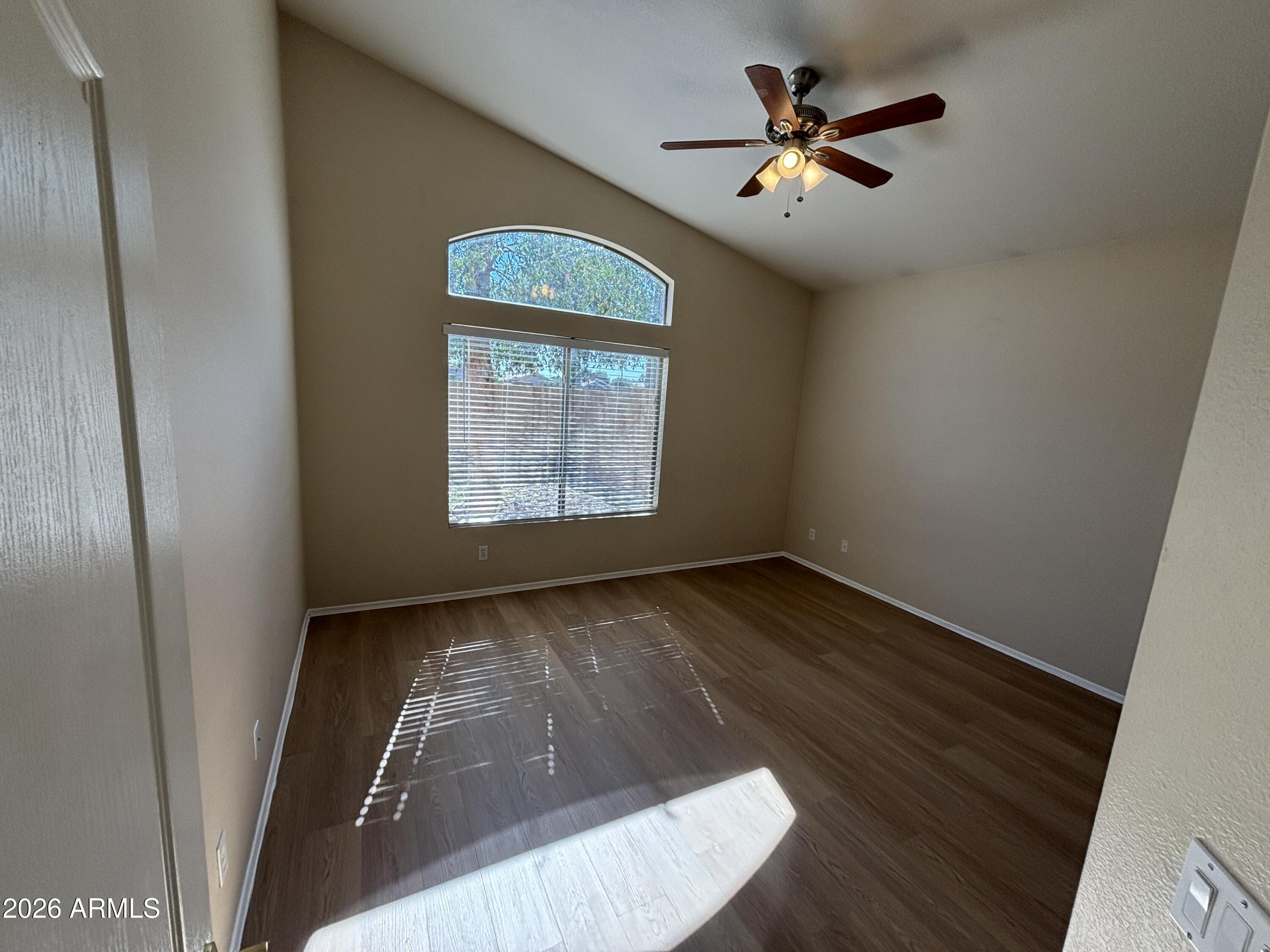 3523 West Whispering Wind Drive Glendale, AZ 85310 - Photo 9 of 21 9) 70201-69eeeec2bdd4b