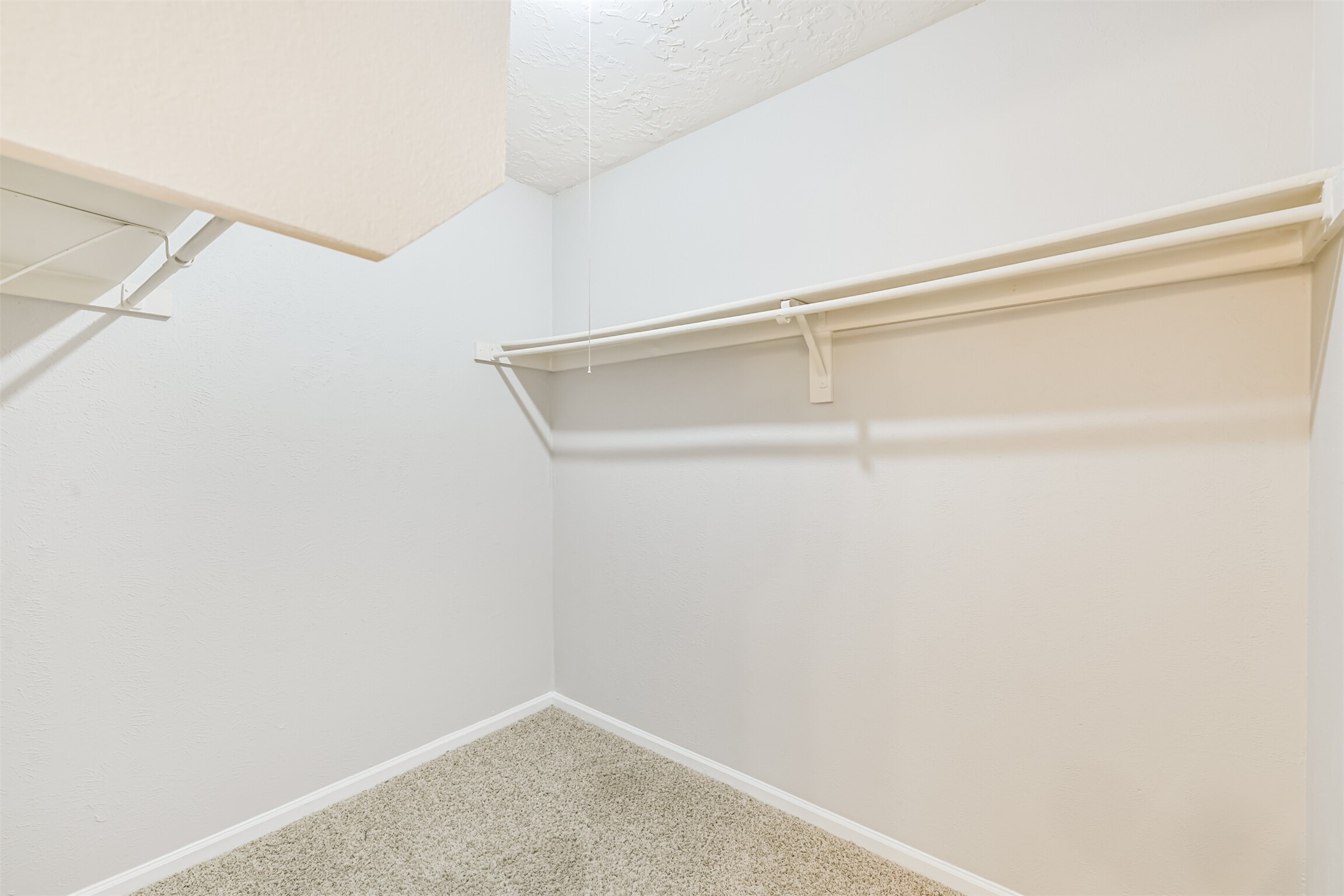 56 Fallshire Drive Spring, TX 77381 - Photo 19 of 30 Gallery Image 19