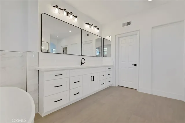 $7,000 | 16 Oroville, Irvine, CA 92602