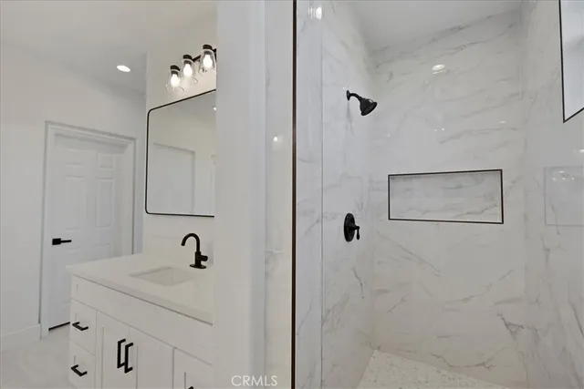 $7,000 | 16 Oroville, Irvine, CA 92602