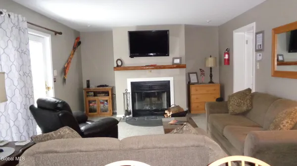 $349,500 | 29 Summit Ridge, Unit 29L, North Creek, NY 12853
