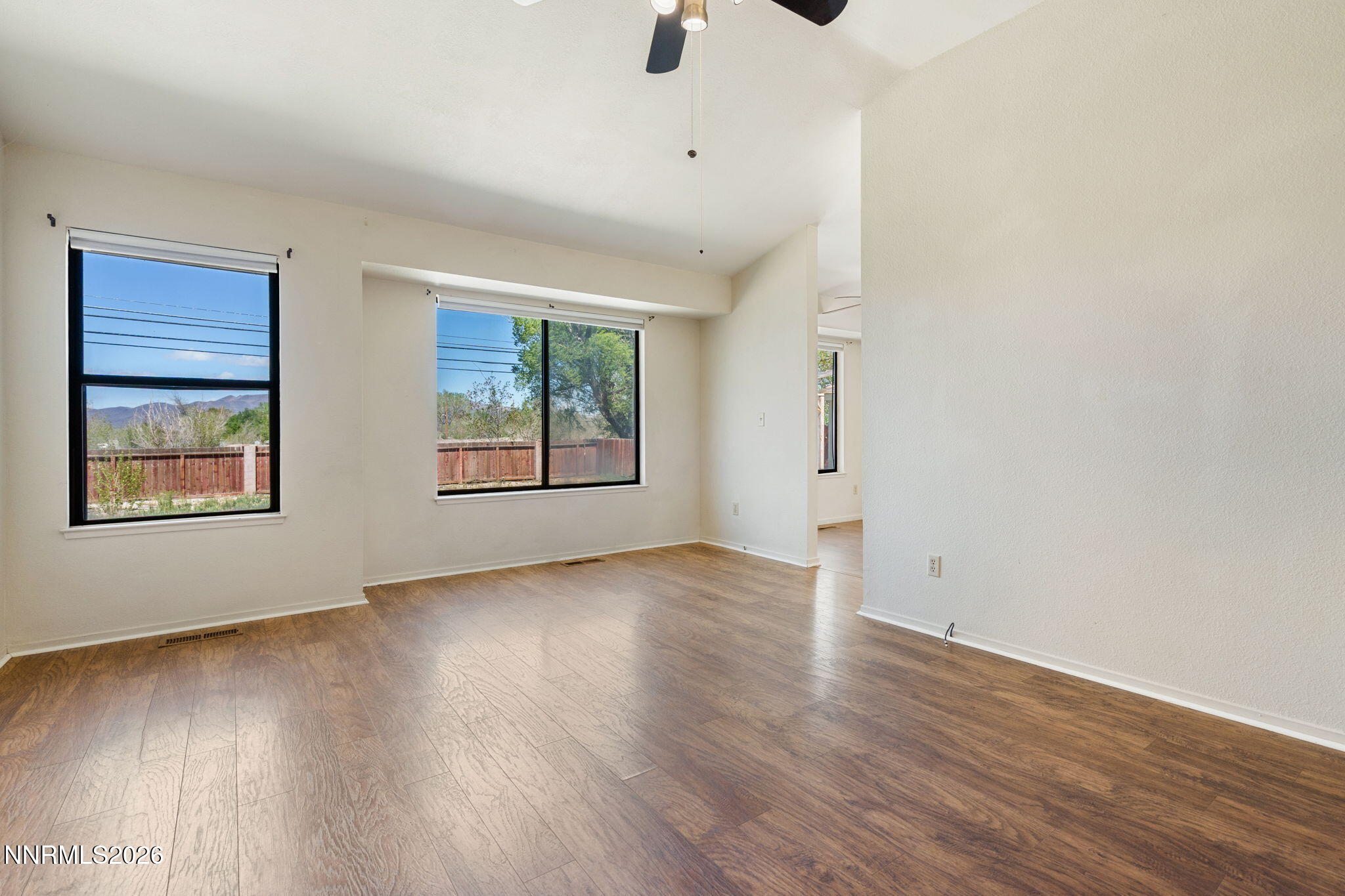 1576 Maria Court Fernley, NV 89408 - Photo 11 of 37 19-web-or-mls-DSC00178